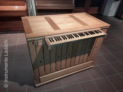 Truhenorgel 3/I