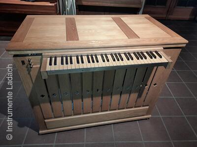 Truhenorgel 3/I
