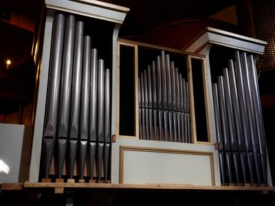 Truhenorgel 8/II