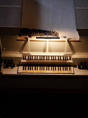 Truhenorgel 8/II