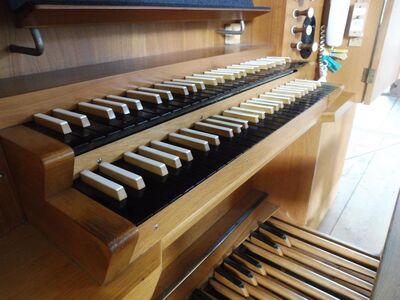 mechanische Orgel 22/II+P