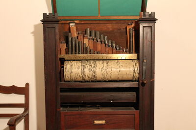 Englische Drehorgel / Barrel organ