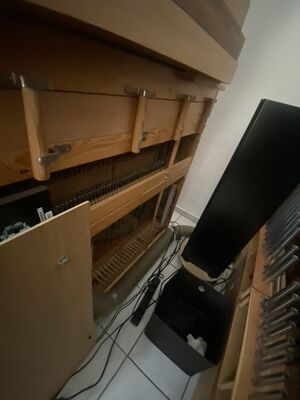 Hausorgel 6/III/P + 2 Tr. + plus Unitlade 12/III/P